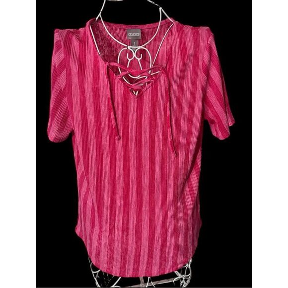 Great CONDITION STUNNING Chico's Top pink Striped Plisse Stretch Solid Tie Front - Picture 5 of 12